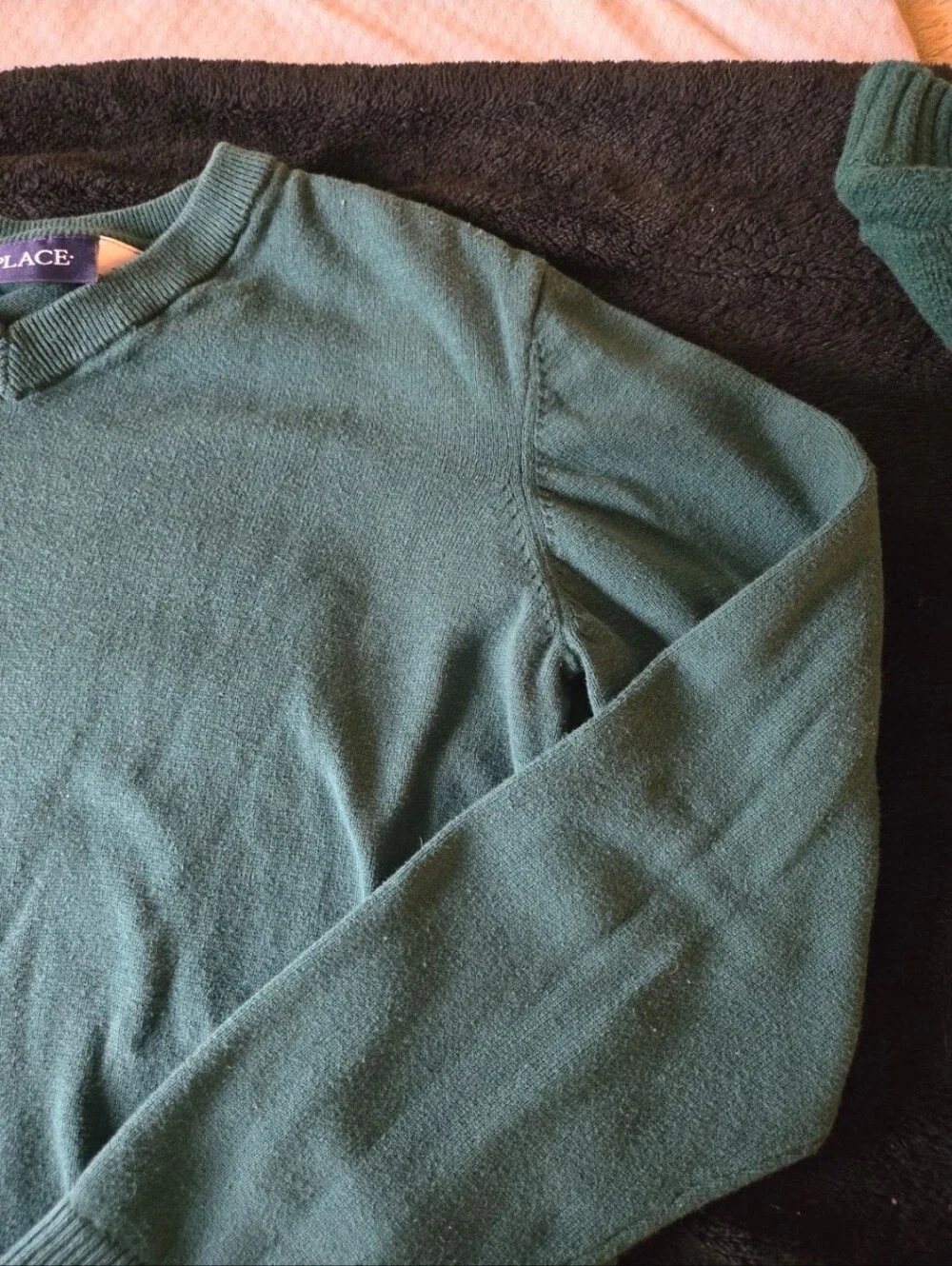 2 Sweaters The Children's Place Size 16 Green V-Neck And Quarter-Zip